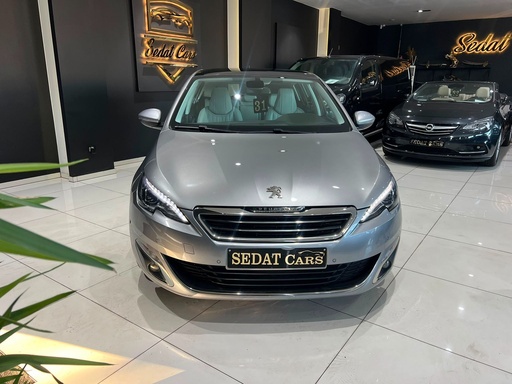 Peugeot 308 1.2 Pure Tech Benzine